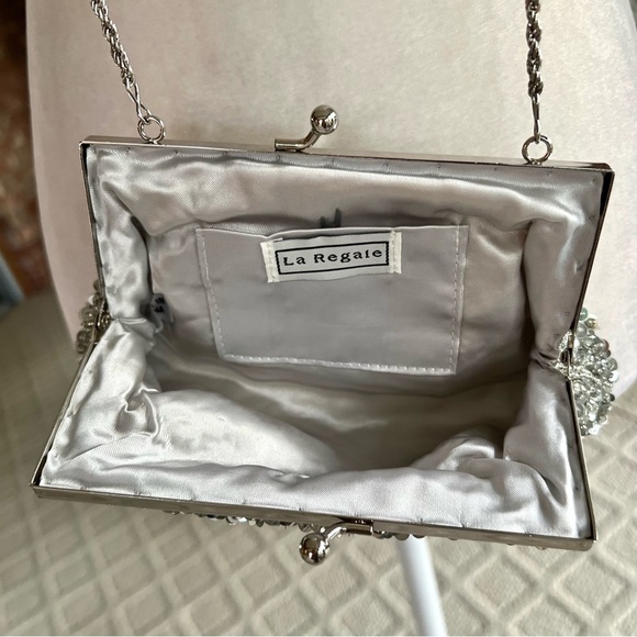 La Regale Bag Silver Sequin Mini Crossbody Purse Evening Cocktail Occasion - Picture 11 of 13